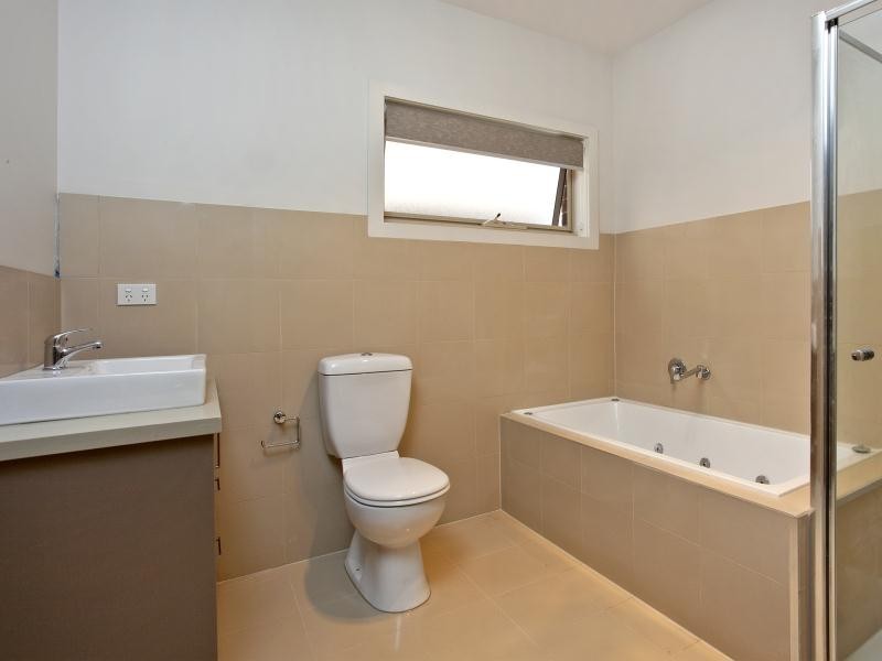 6/132 Lebanon St, Strathmore VIC 3041