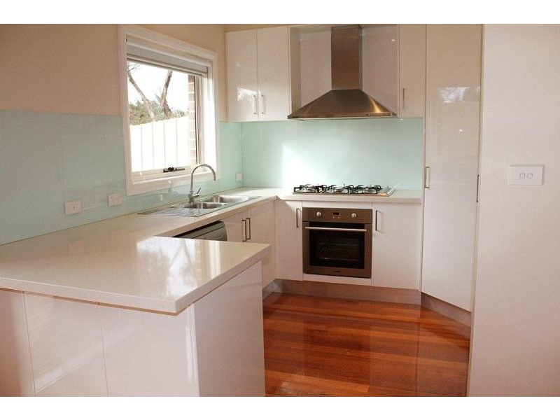 3/42 Streldon Ave, Strathmore VIC 3041