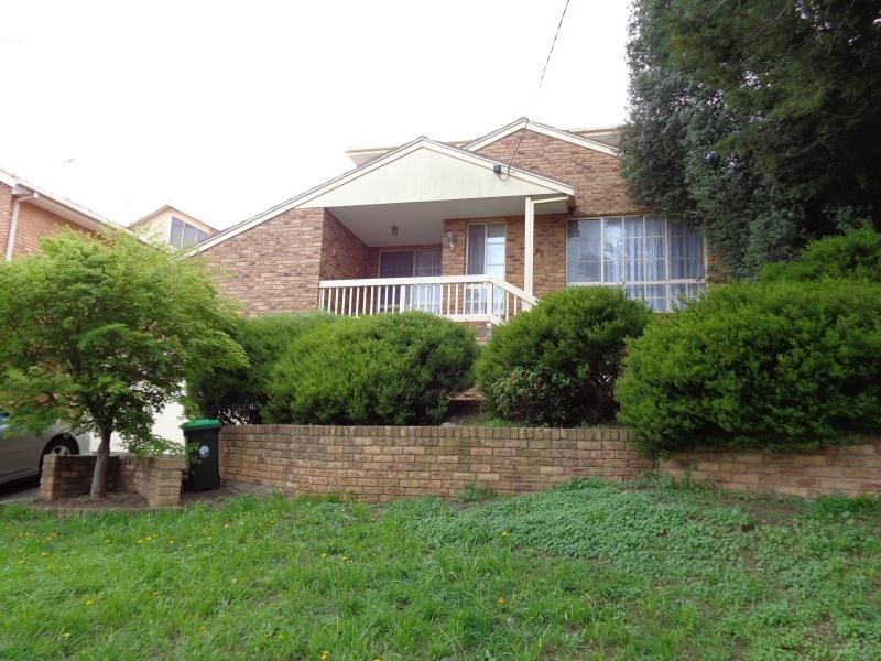 92 Deveraux St, Oak Park VIC 3046