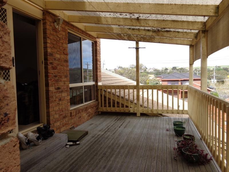 92 Deveraux St, Oak Park VIC 3046