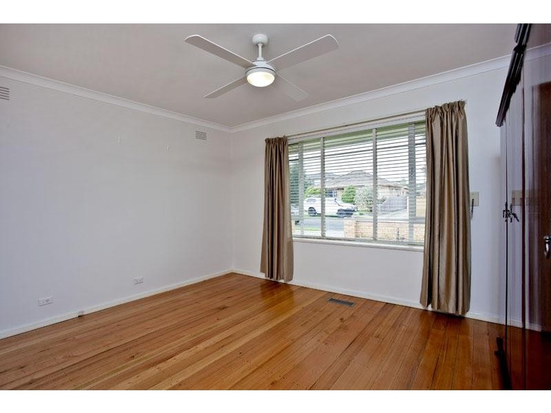 3 Hodgins Crt, Brunswick West VIC 3055