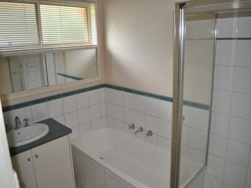 4/465 Pascoe Vale Road, Strathmore VIC 3041