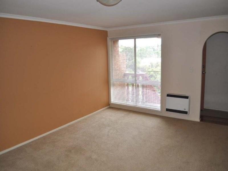 4/465 Pascoe Vale Road, Strathmore VIC 3041