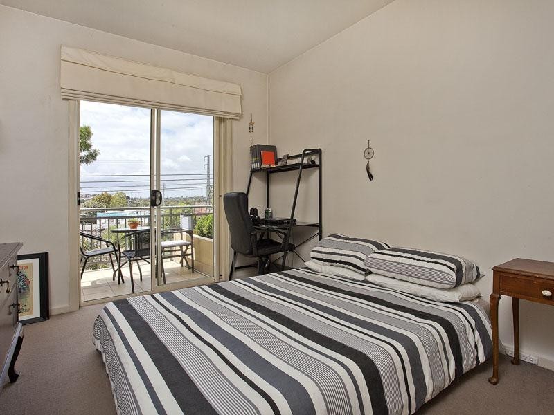 5/2 North Ave, Strathmore VIC 3041