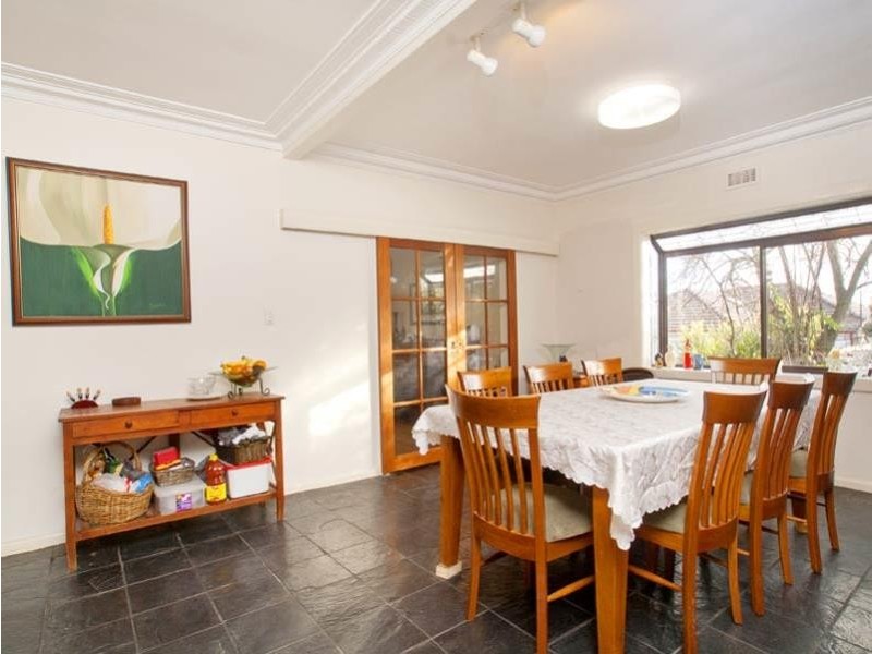 28 Wendora Street, Strathmore VIC 3041