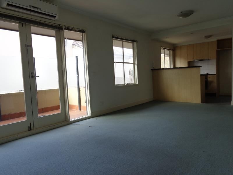 10/219 Dandenong Road, Prahran VIC 3181