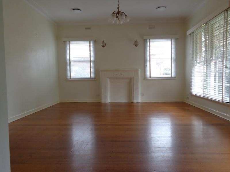 8/99-101 Woodland Street, Essendon VIC 3040