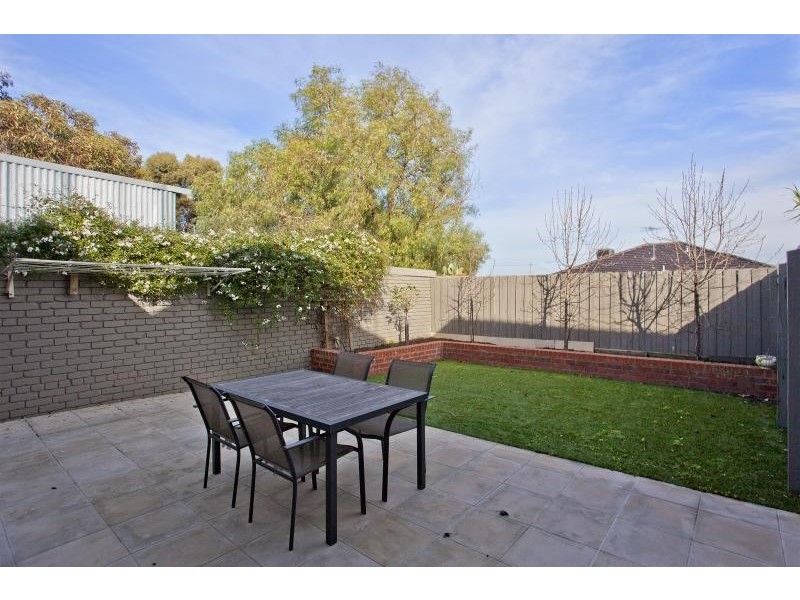 12/3-7 Nerissa Grove, Oak Park VIC 3046
