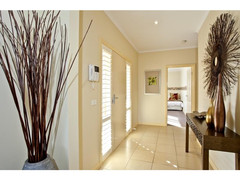 12/3-7 Nerissa Grove, Oak Park VIC 3046