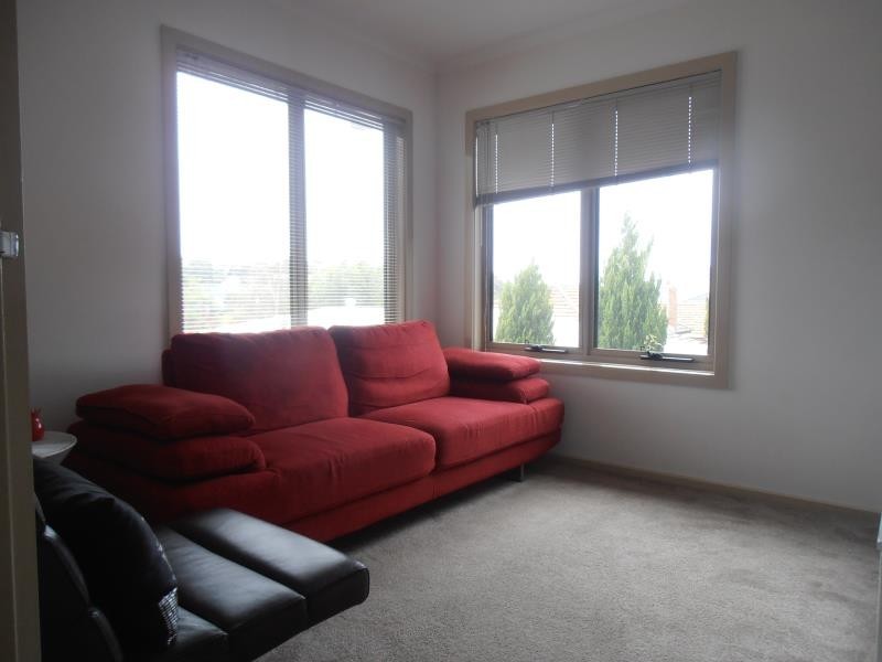 389A Pascoe Vale Road, Strathmore VIC 3041