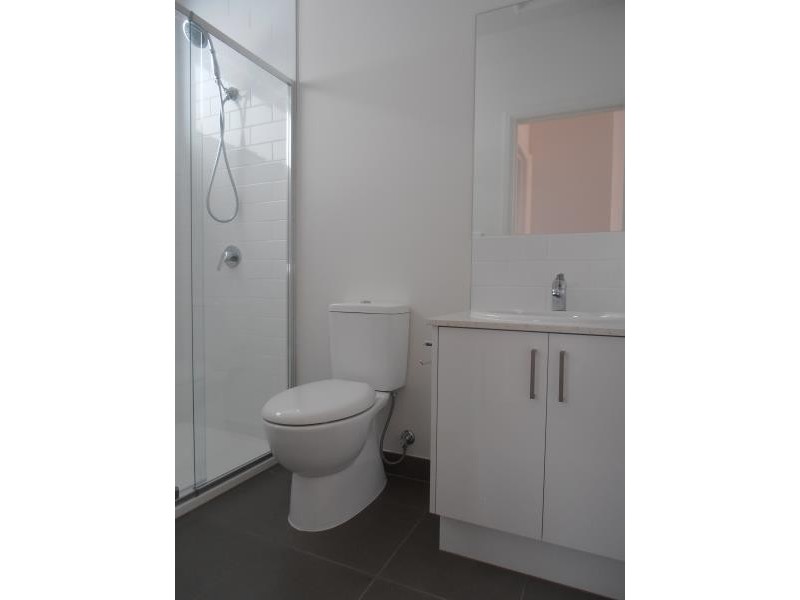 9/57 Parer Road, Airport West VIC 3042