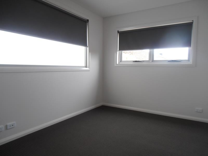 9/57 Parer Road, Airport West VIC 3042