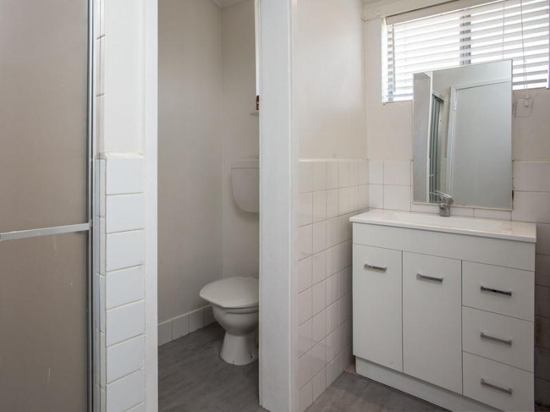 10/15 Royal Avenue, Essendon North VIC 3041