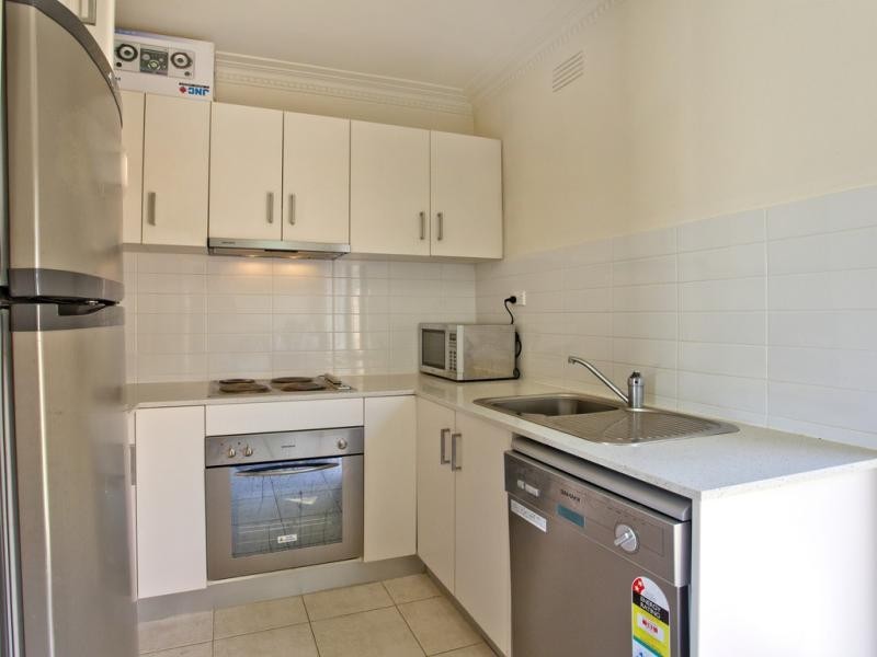 2/193 Union Street, Brunswick West VIC 3055