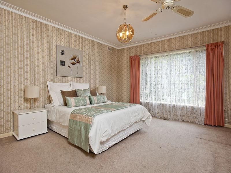 407 Pascoe Vale Road, Strathmore VIC 3041