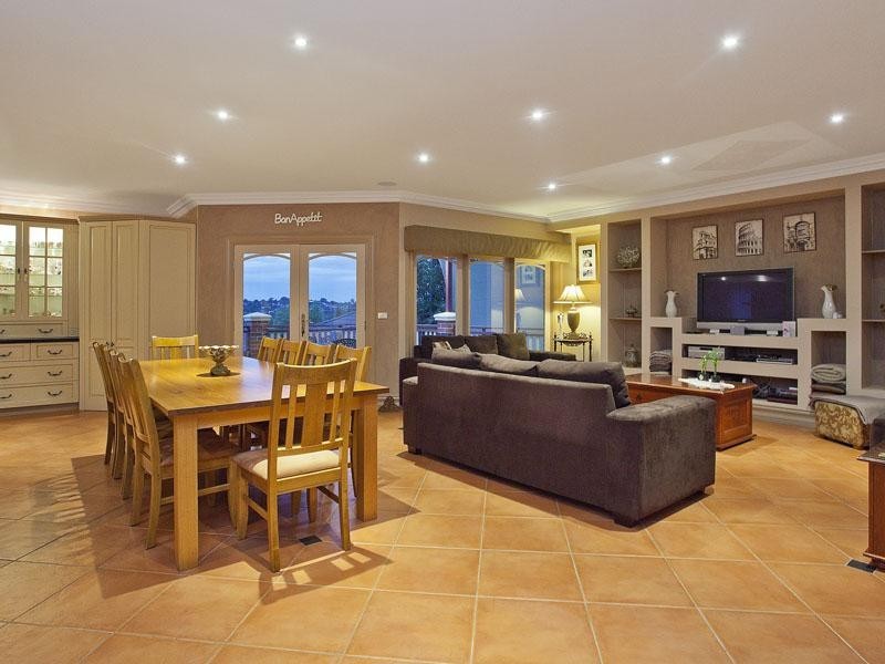 66 Bournian Avenue, Strathmore VIC 3041