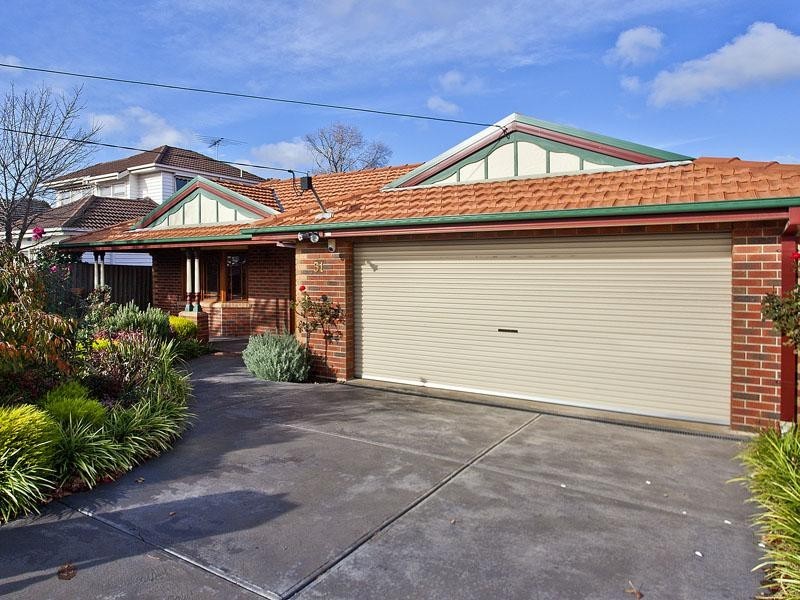 51 York Street, Strathmore VIC 3041