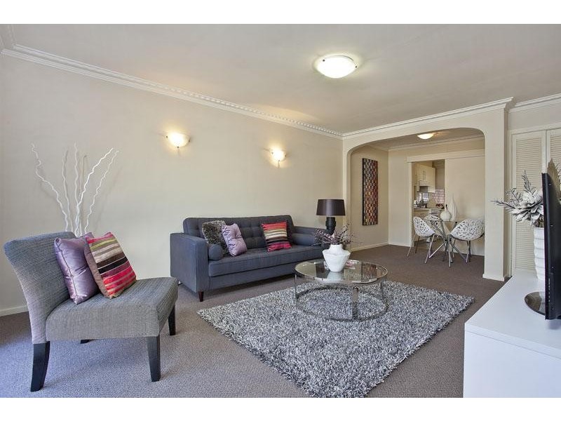 3/432 Buckley Street, Essendon West VIC 3040