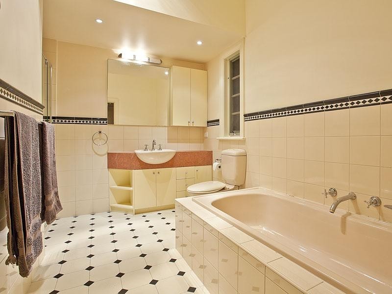 1 Butler Street, Essendon VIC 3040