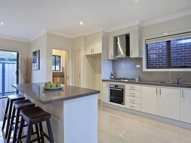 25 Melissa Street, Strathmore VIC 3041