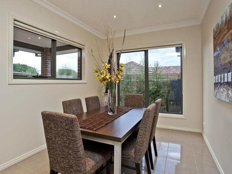 25 Melissa Street, Strathmore VIC 3041