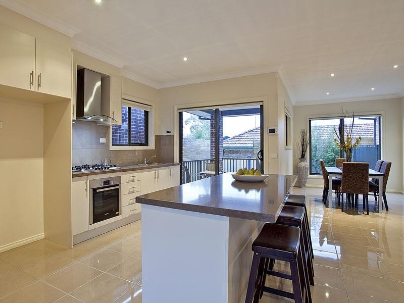 25 Melissa Street, Strathmore VIC 3041