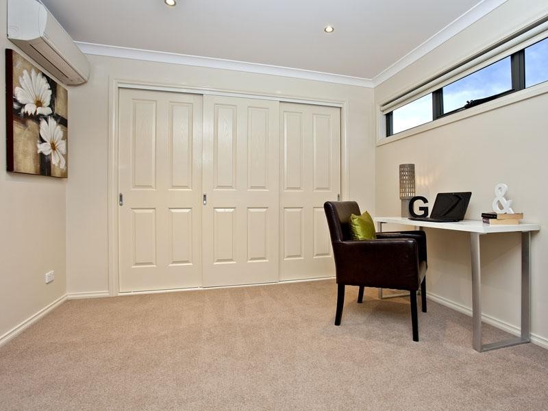 25 Melissa Street, Strathmore VIC 3041