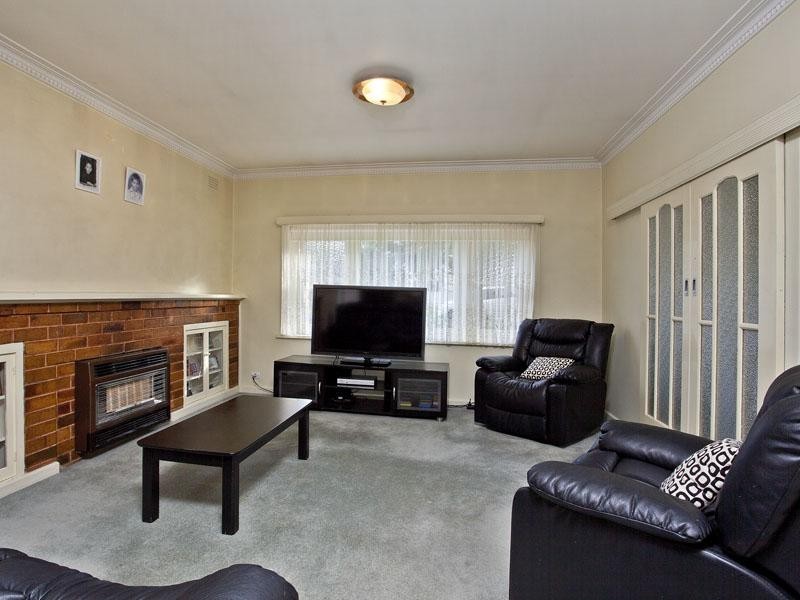 7 Cranwell Avenue, Strathmore VIC 3041