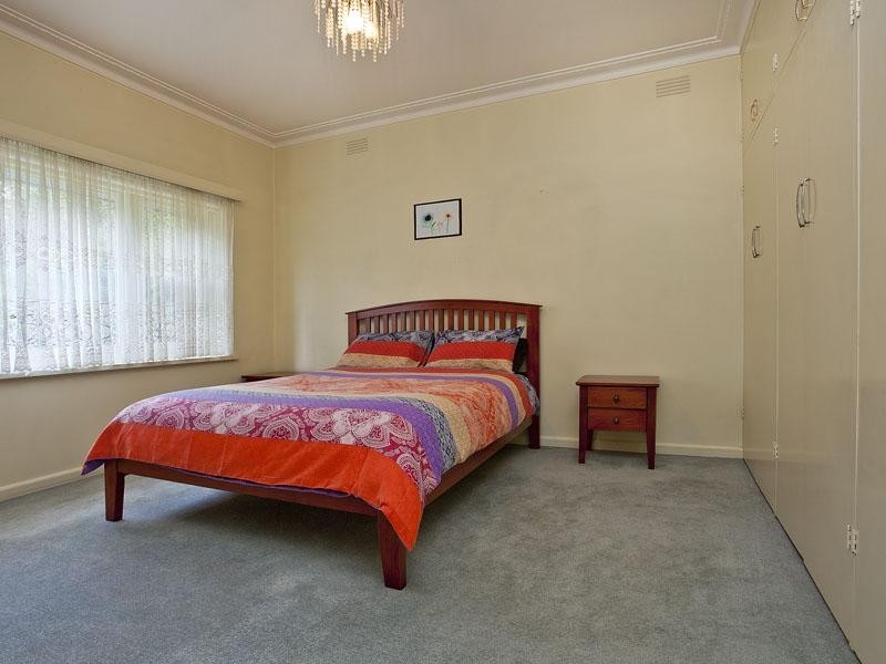 7 Cranwell Avenue, Strathmore VIC 3041