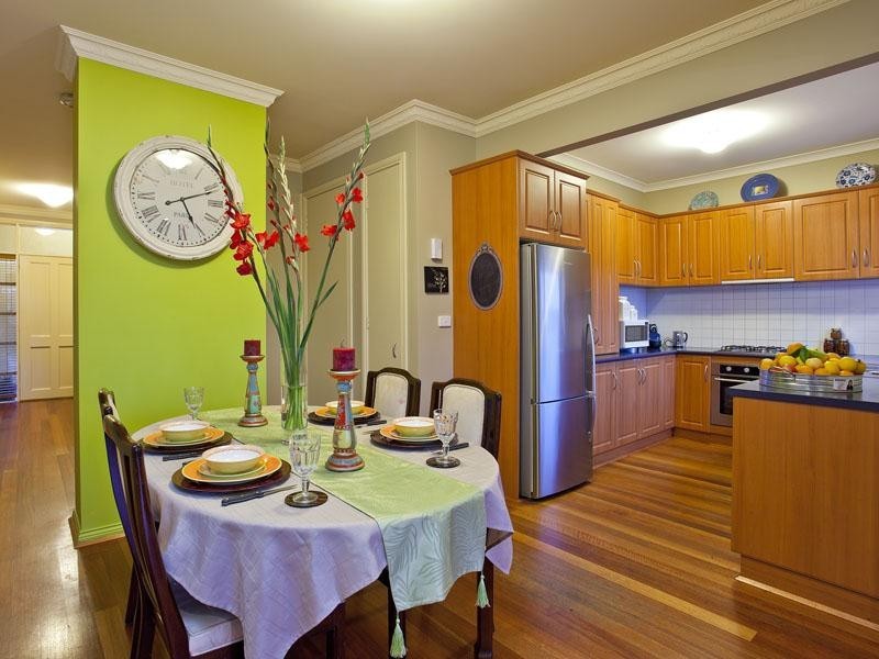 20 Lebanon Street, Strathmore VIC 3041