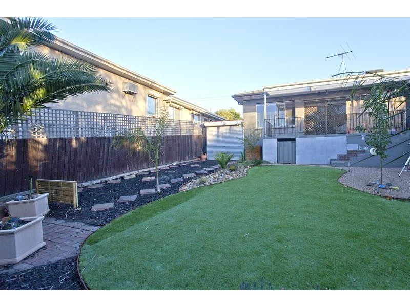 204 Mascoma Street, Strathmore VIC 3041