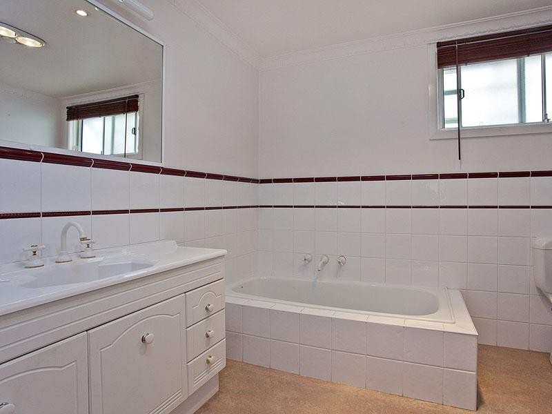 86 Primrose Street, Essendon VIC 3040