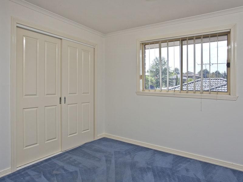 1/378 Mascoma Street, Strathmore Heights VIC 3041