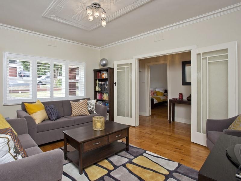 5 Dickens Street, Pascoe Vale South VIC 3044