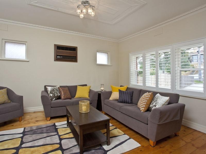 5 Dickens Street, Pascoe Vale South VIC 3044