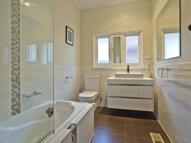 5 Dickens Street, Pascoe Vale South VIC 3044