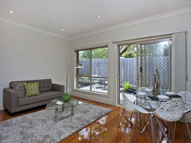 2/6 Bothwell Street, Pascoe Vale VIC 3044