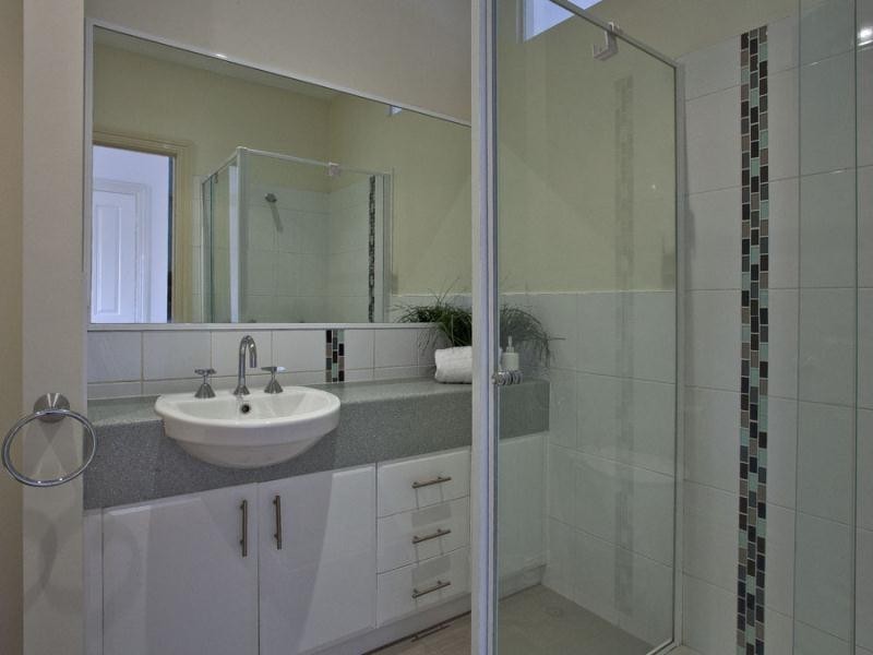 2/6 Bothwell Street, Pascoe Vale VIC 3044