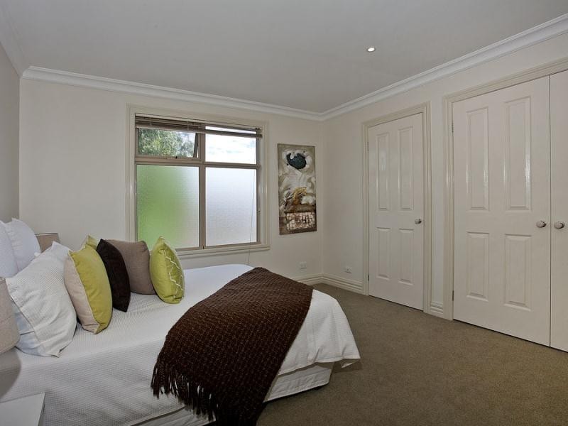 2/6 Bothwell Street, Pascoe Vale VIC 3044