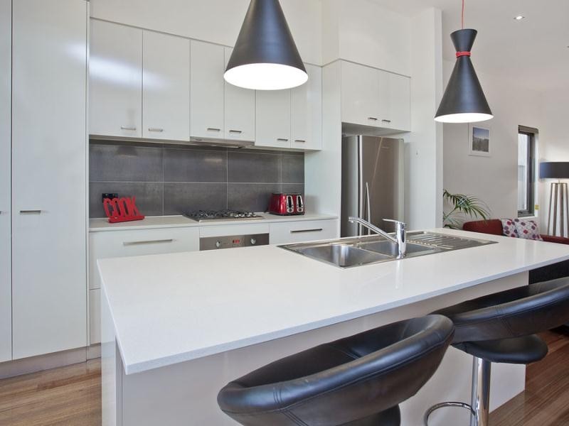 6 Melissa Street, Strathmore VIC 3041