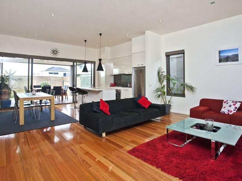 6 Melissa Street, Strathmore VIC 3041