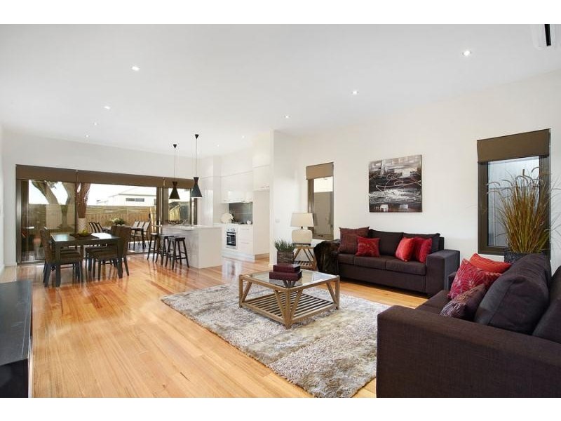 6 Melissa Street, Strathmore VIC 3041