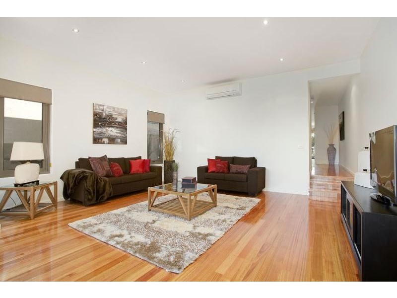 6 Melissa Street, Strathmore VIC 3041