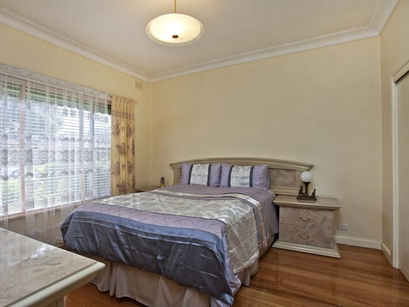 8 James Street, Fawkner VIC 3060