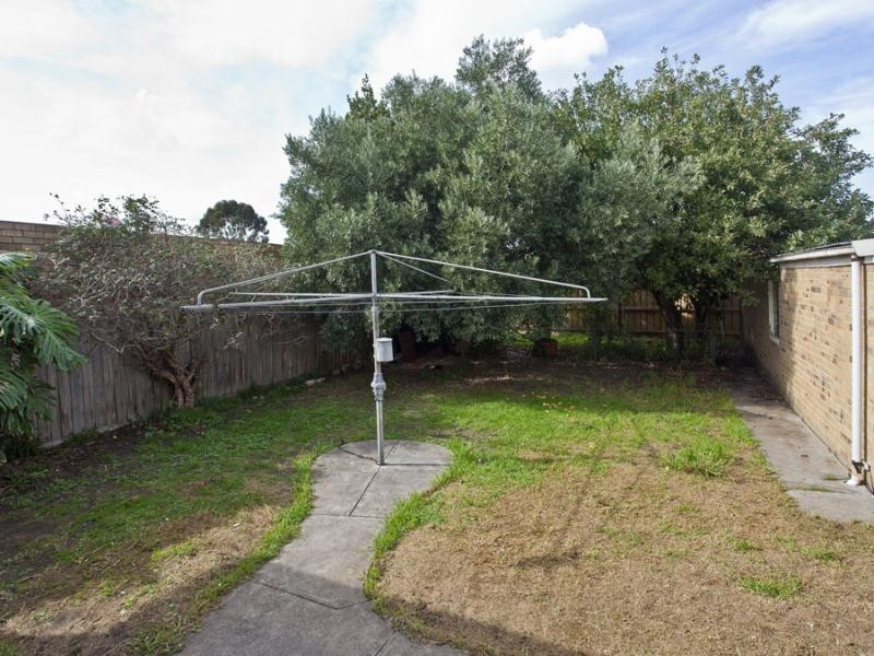 8 James Street, Fawkner VIC 3060