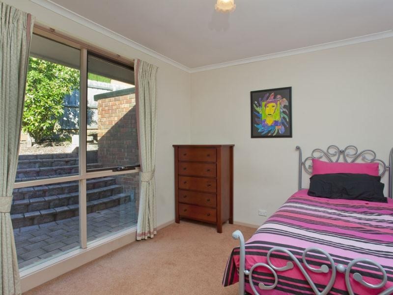 5/165 Mascoma Street, Strathmore VIC 3041
