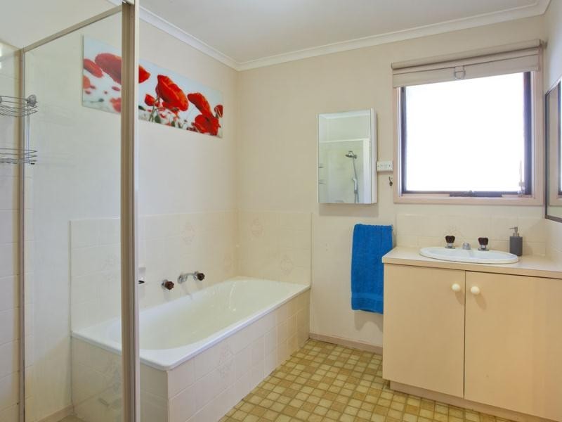5/165 Mascoma Street, Strathmore VIC 3041