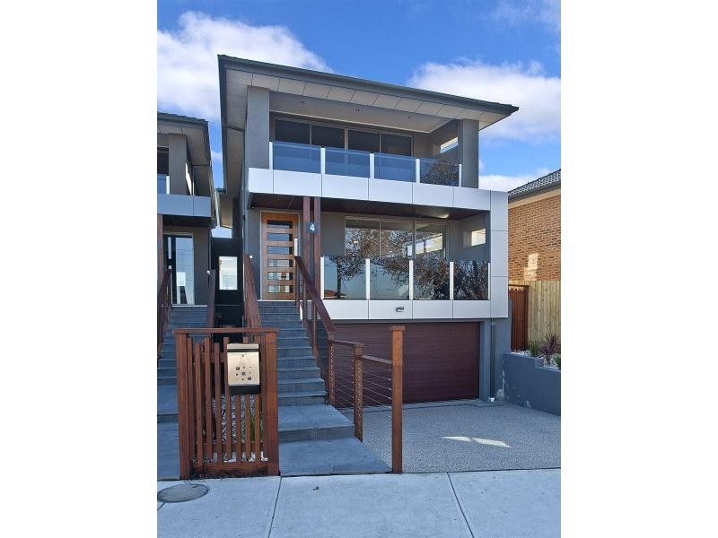 4 Royal Avenue, Essendon North VIC 3041