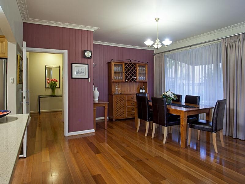 10 Cleve Road, Pascoe Vale South VIC 3044