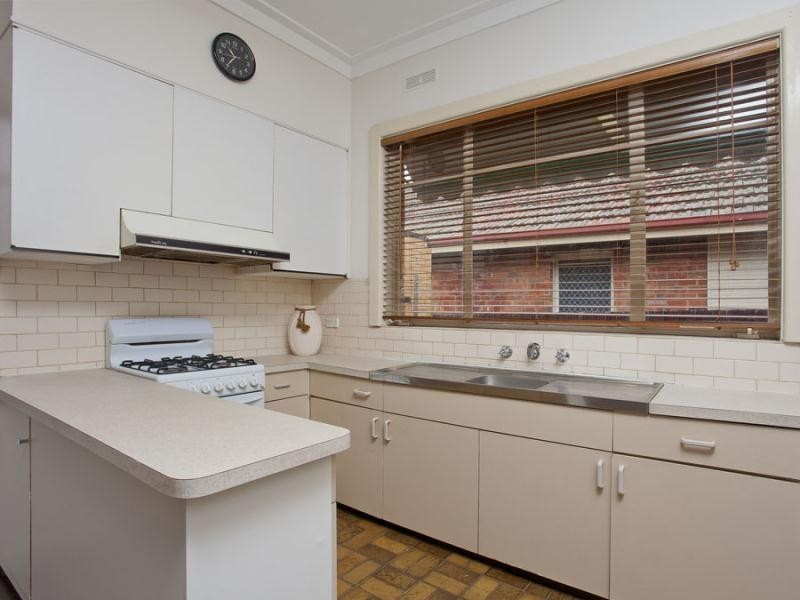 41 Hayes Road, Strathmore VIC 3041